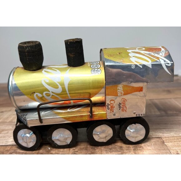 Handcrafted Coca-Cola Can Train Locomotive Model - Picture 2 of 8